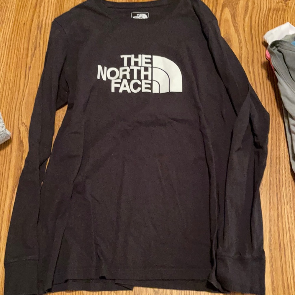 North face long sleeve black shirt